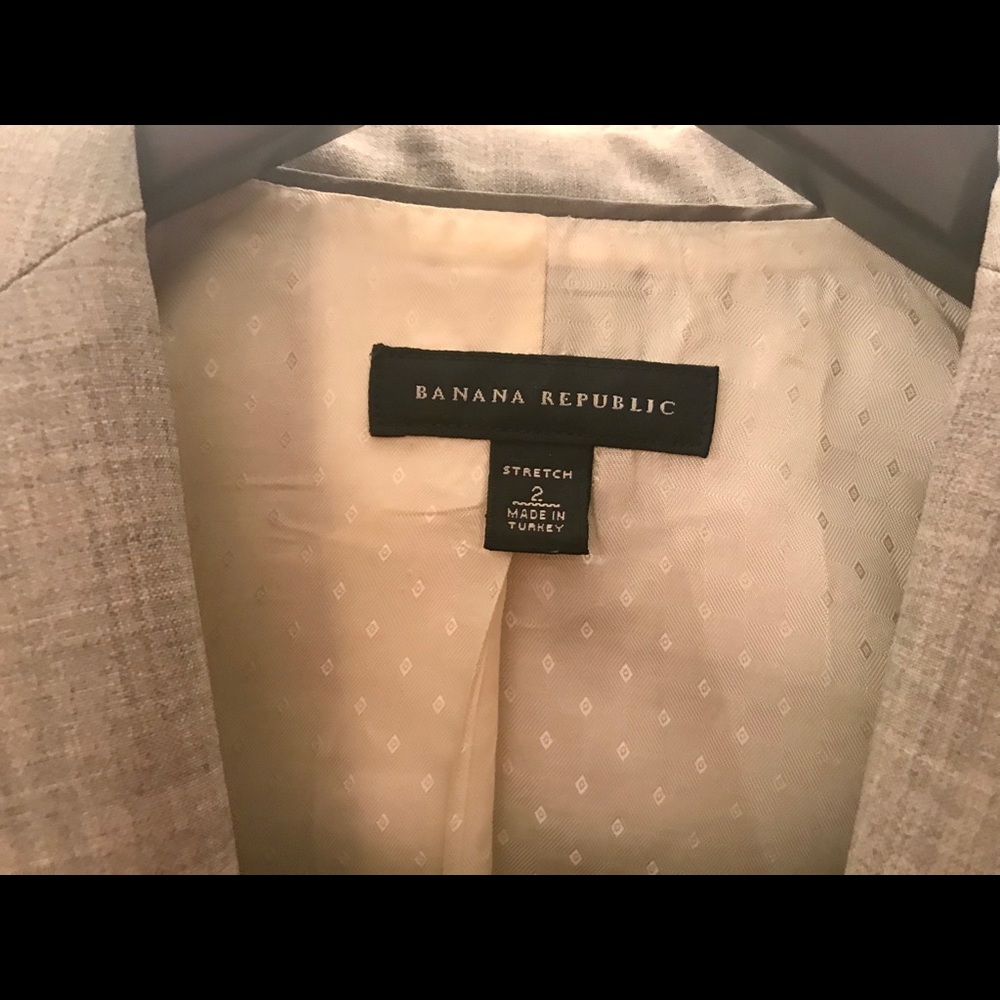 Wool Blend Blazer & Pants Size 2 (Fits like 6/8)